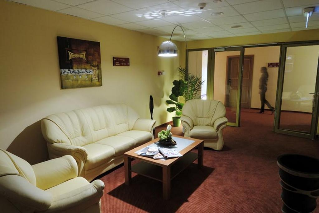 Hotel Venko Dobrovo Luaran gambar